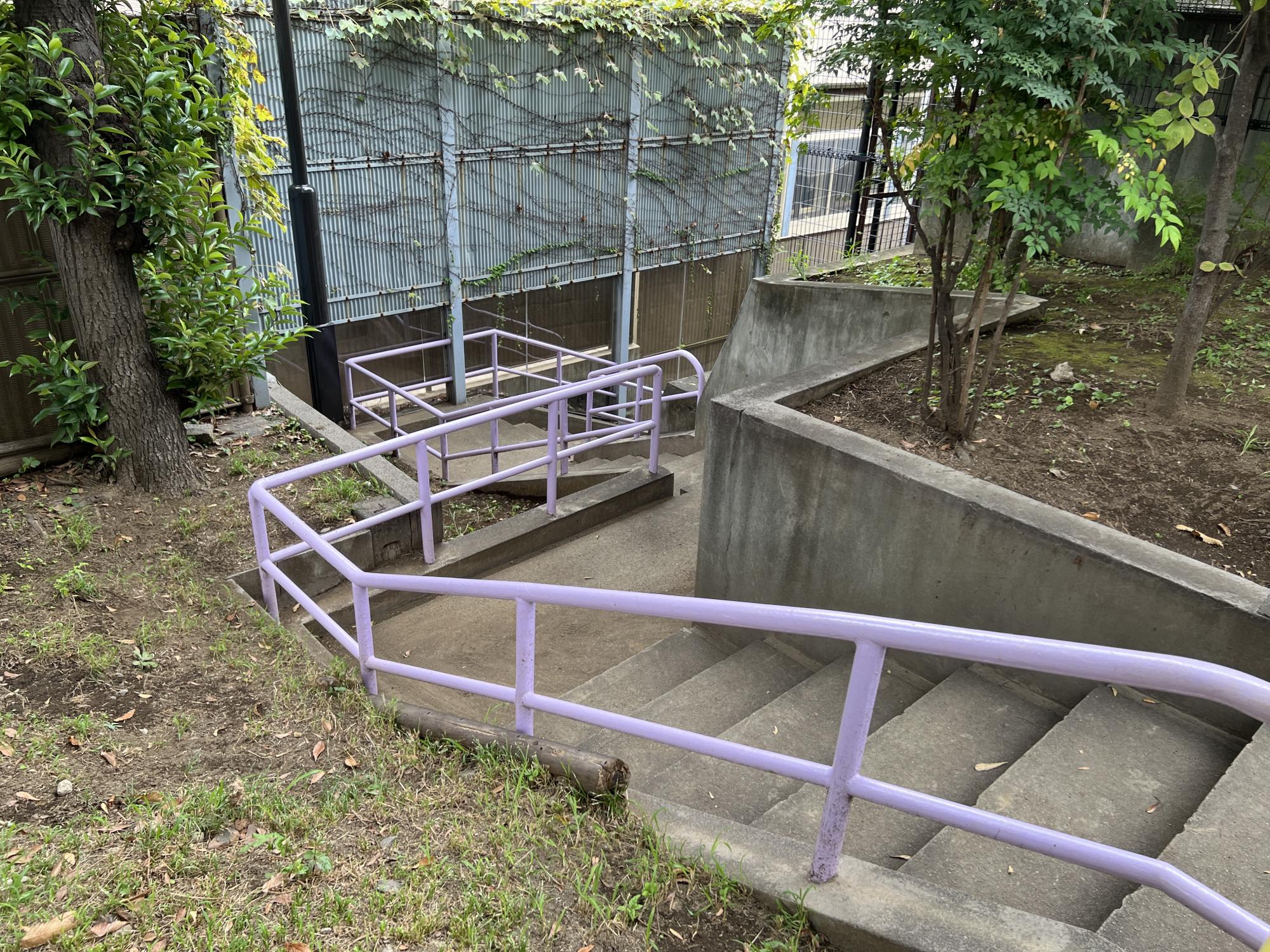 新宿区立早稲田公園