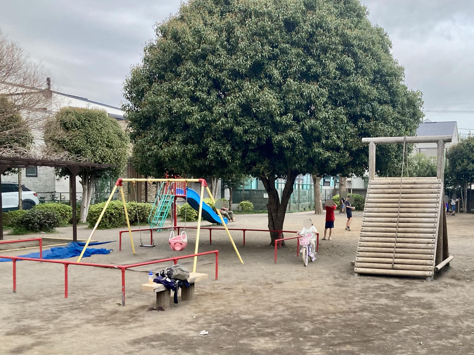 下連雀みなみうら児童公園