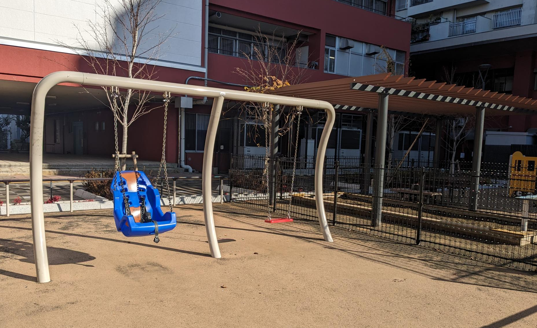 神明都電車庫跡公園