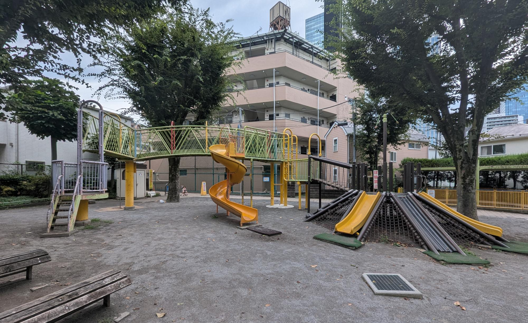 蜀江坂(しょっこうざか)公園