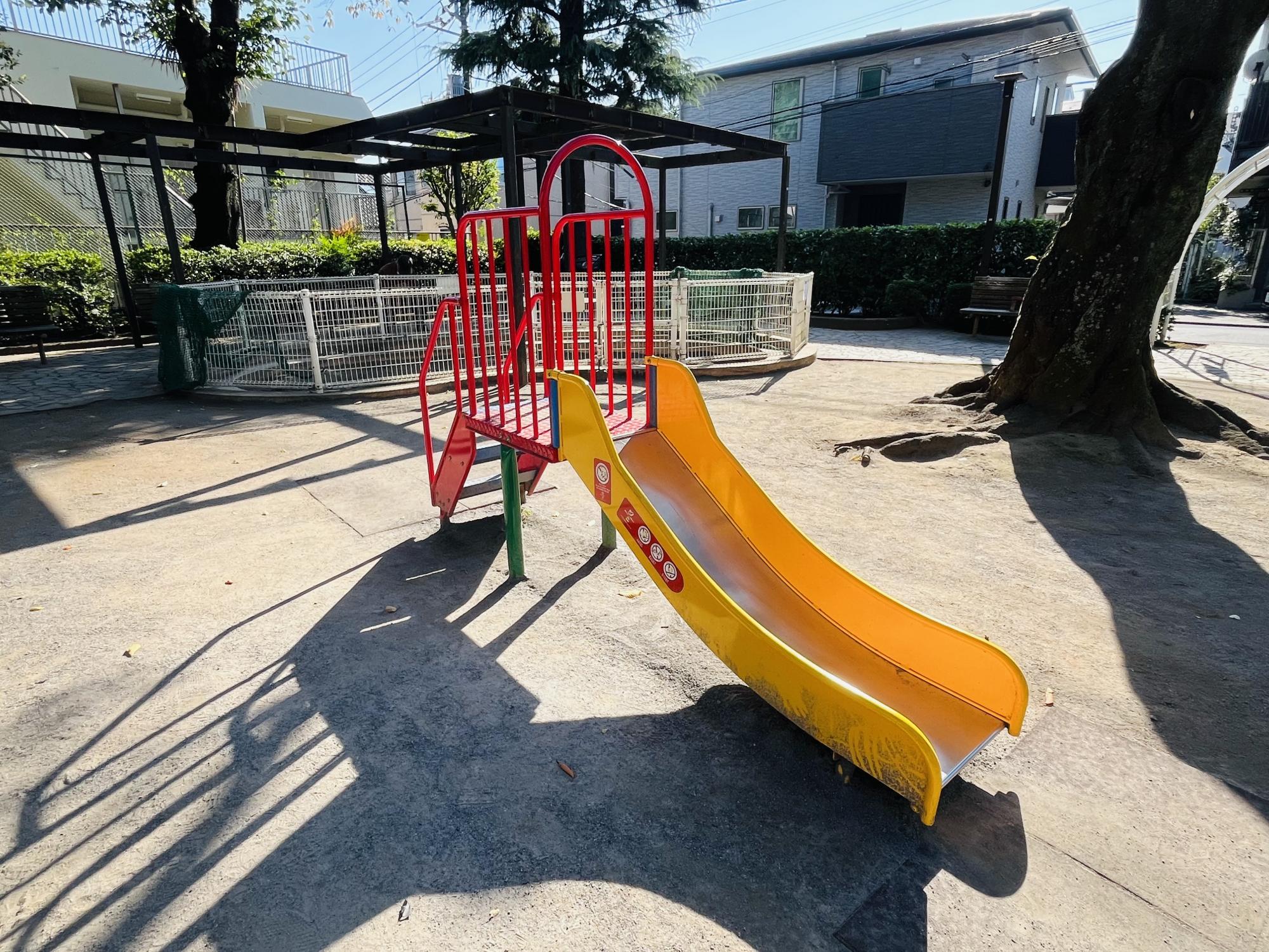 雑司が谷一丁目公園