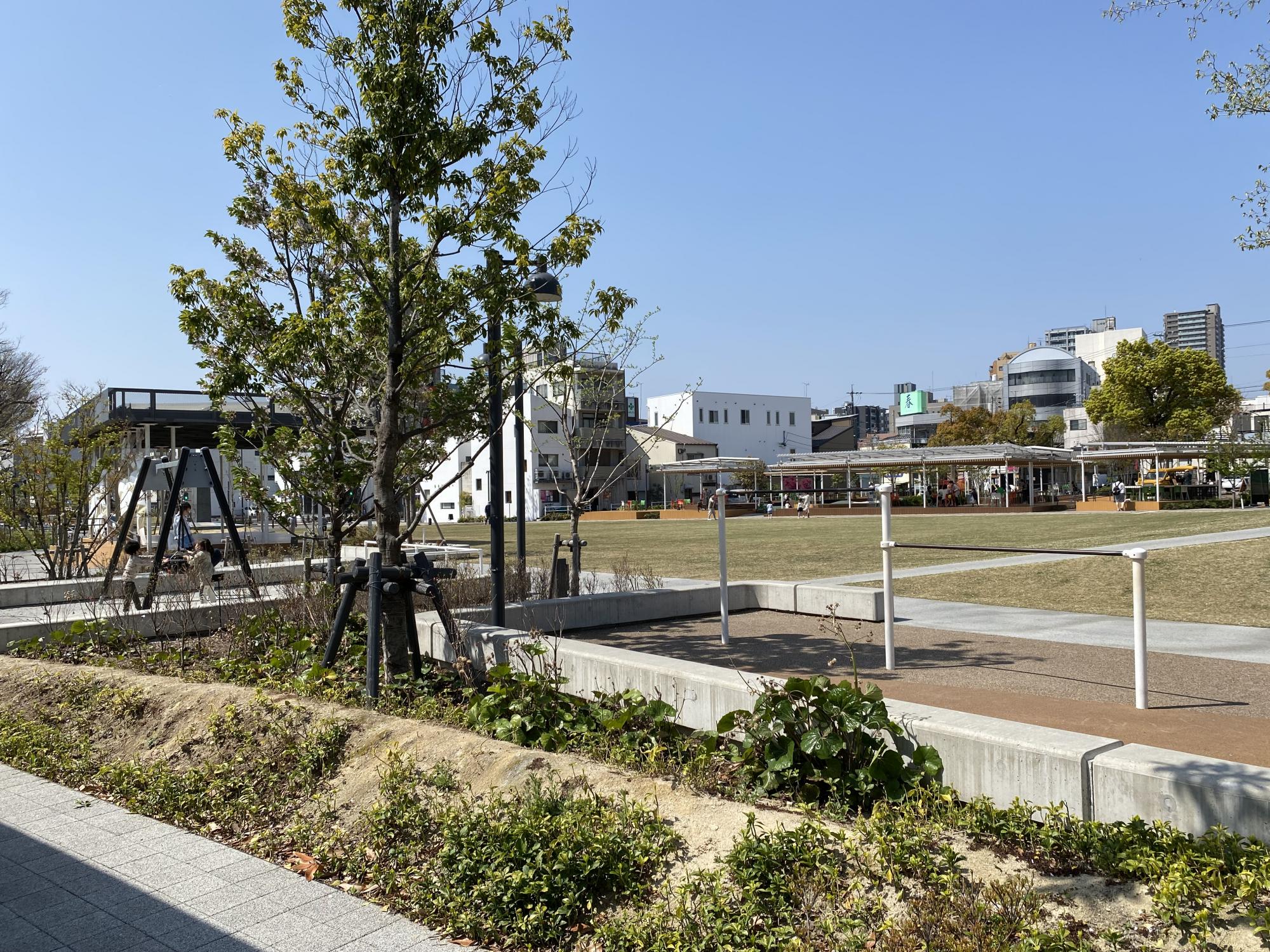 籠田公園（KAGODA PARK）