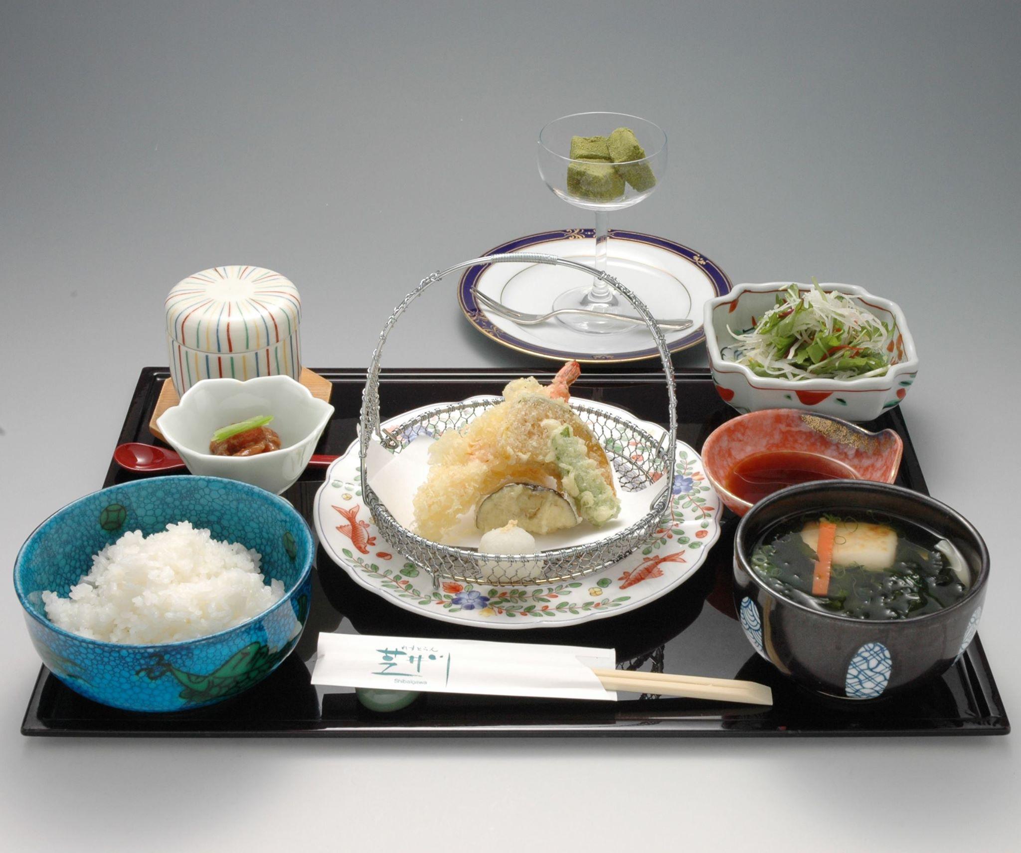 レストラン　芝井川