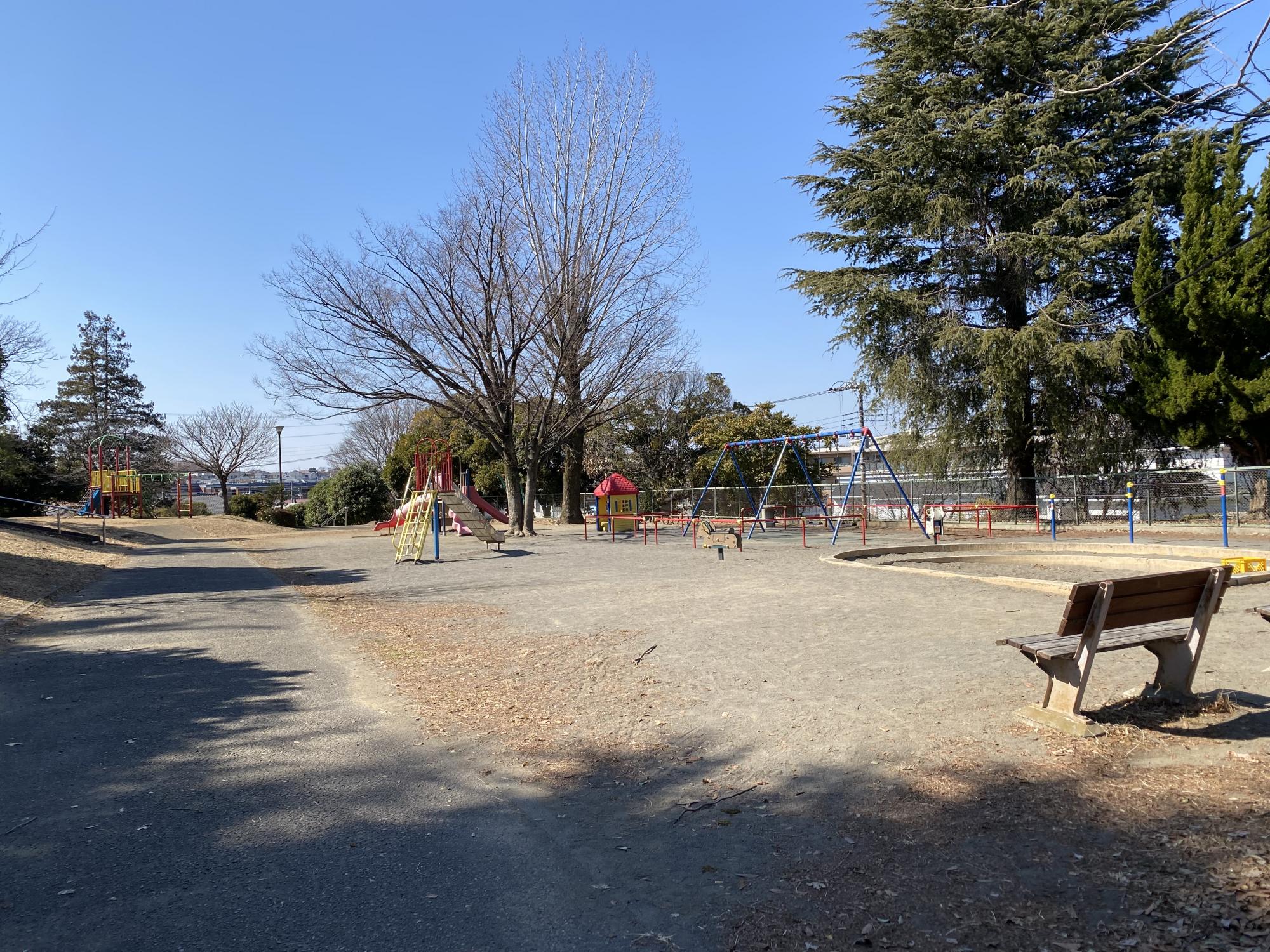 あざみ野東公園