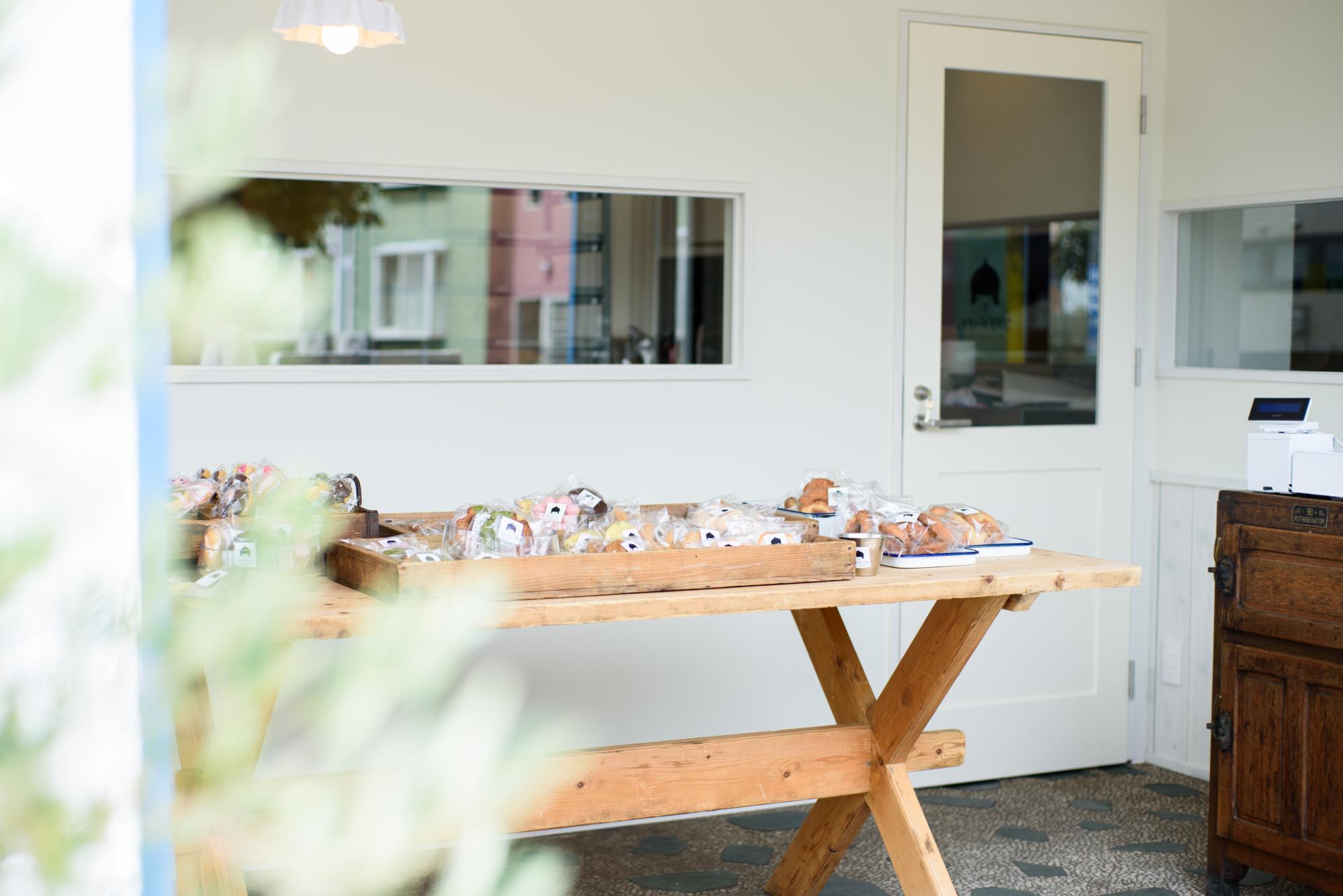 ウフフドーナチュ 本店