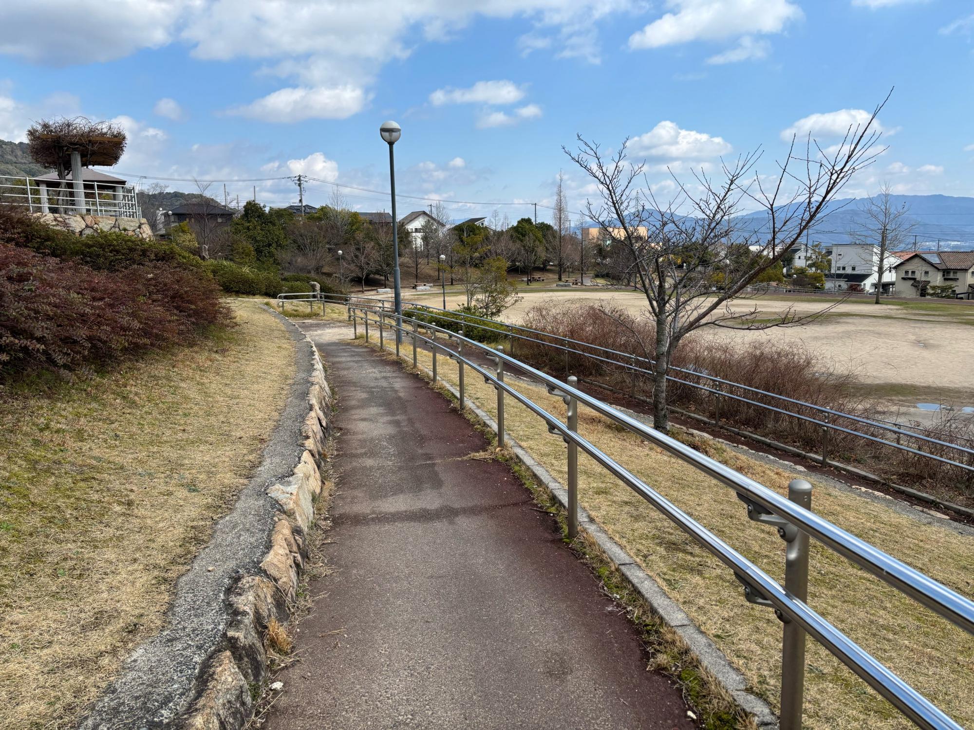春日野中央公園