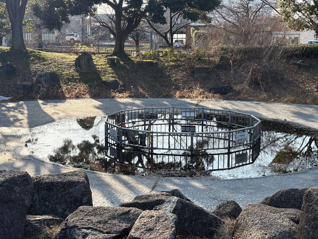 泉の広場（経塚公園）
