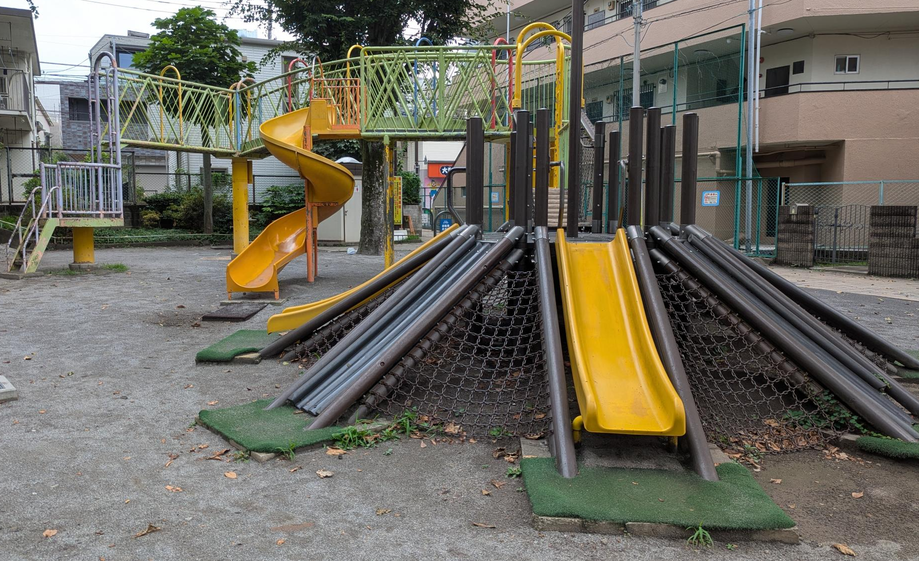 蜀江坂(しょっこうざか)公園