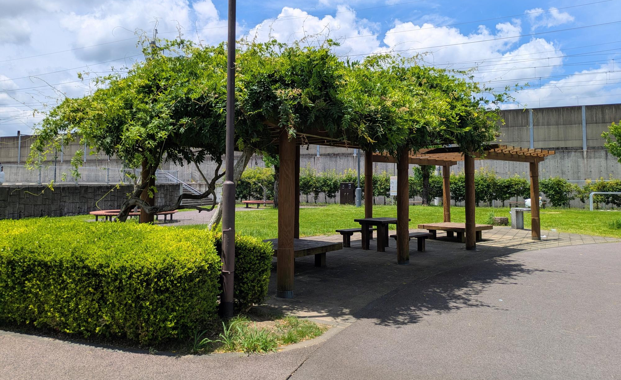 東口親水公園