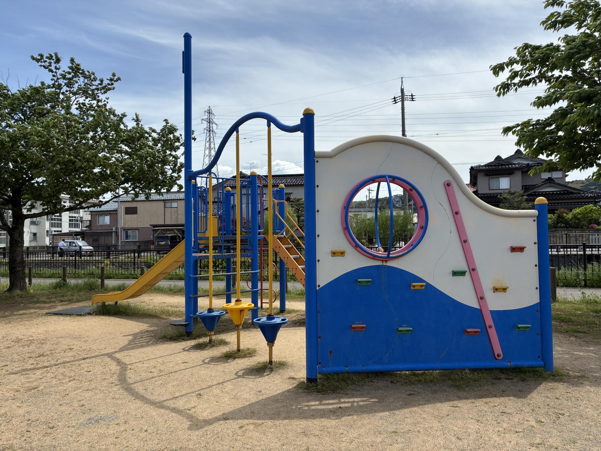 新庄花の木台公園