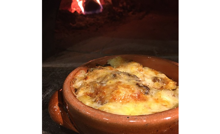 ピッツェリアニャーモ