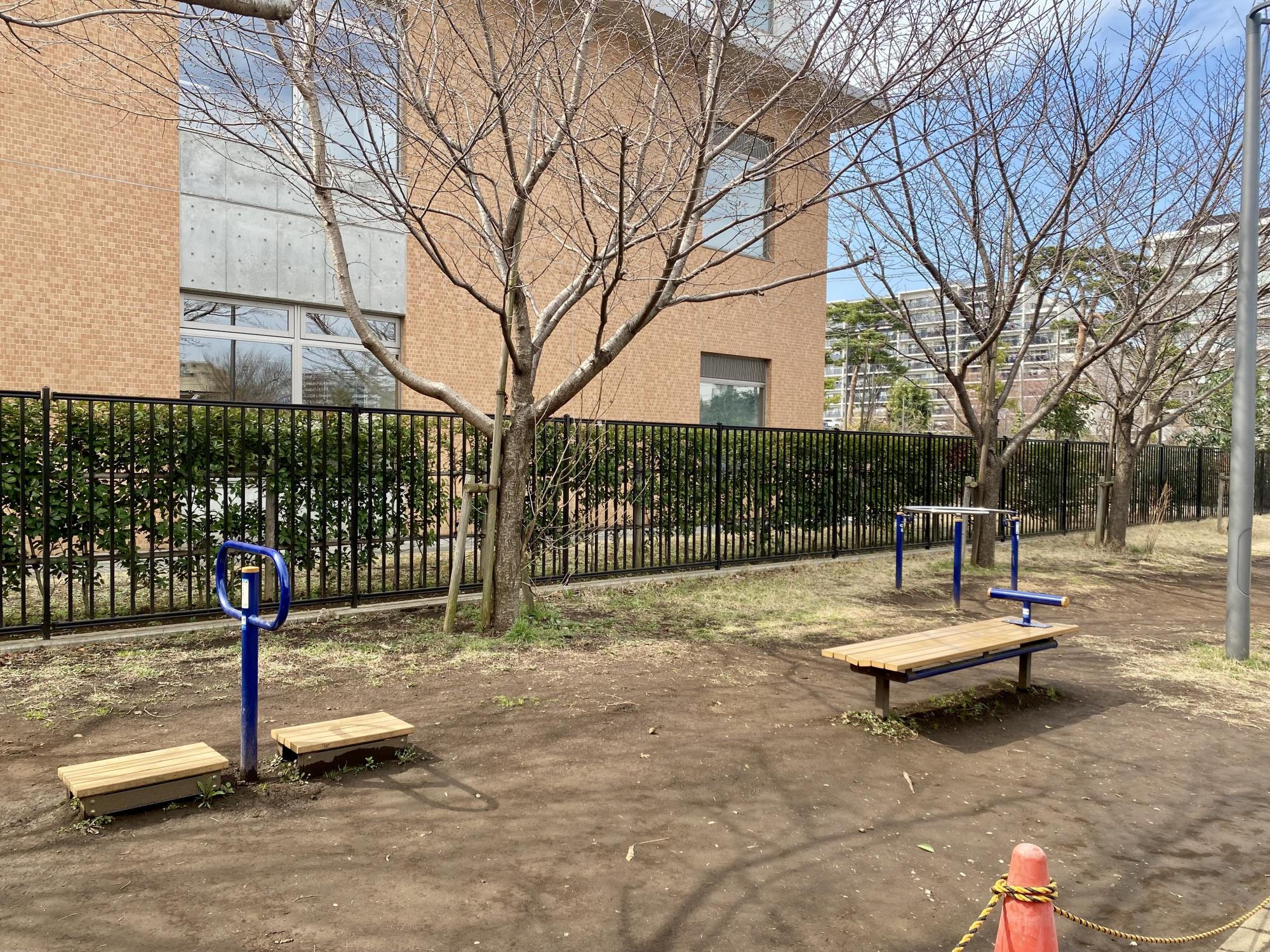 ひばりが丘さくらの道公園