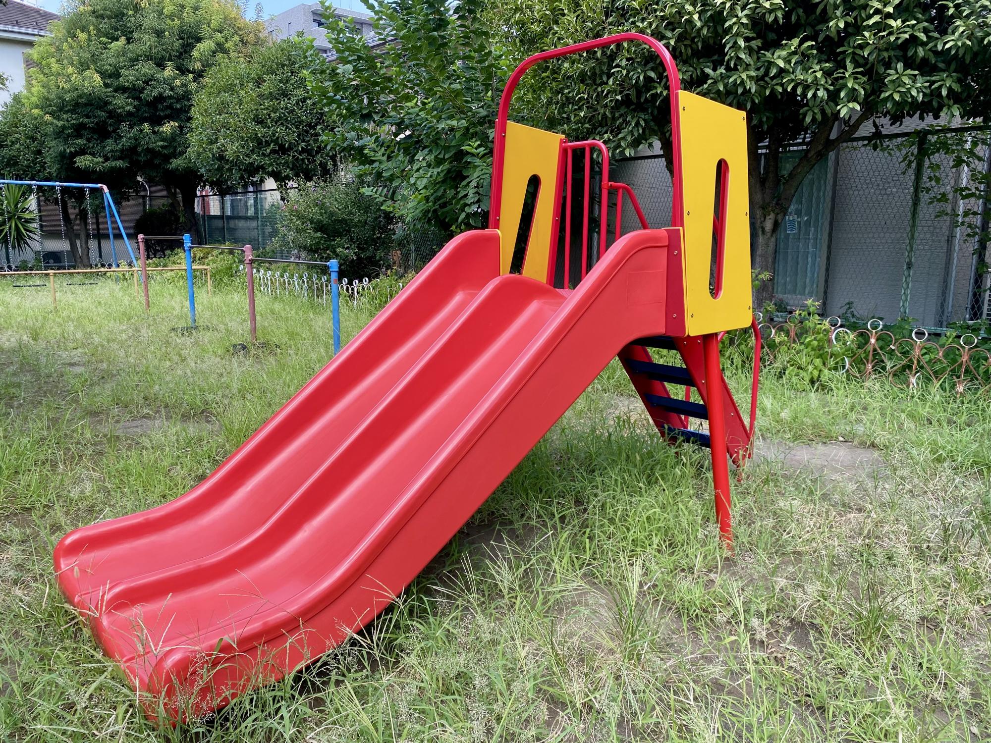 下連雀わかくさ児童遊園