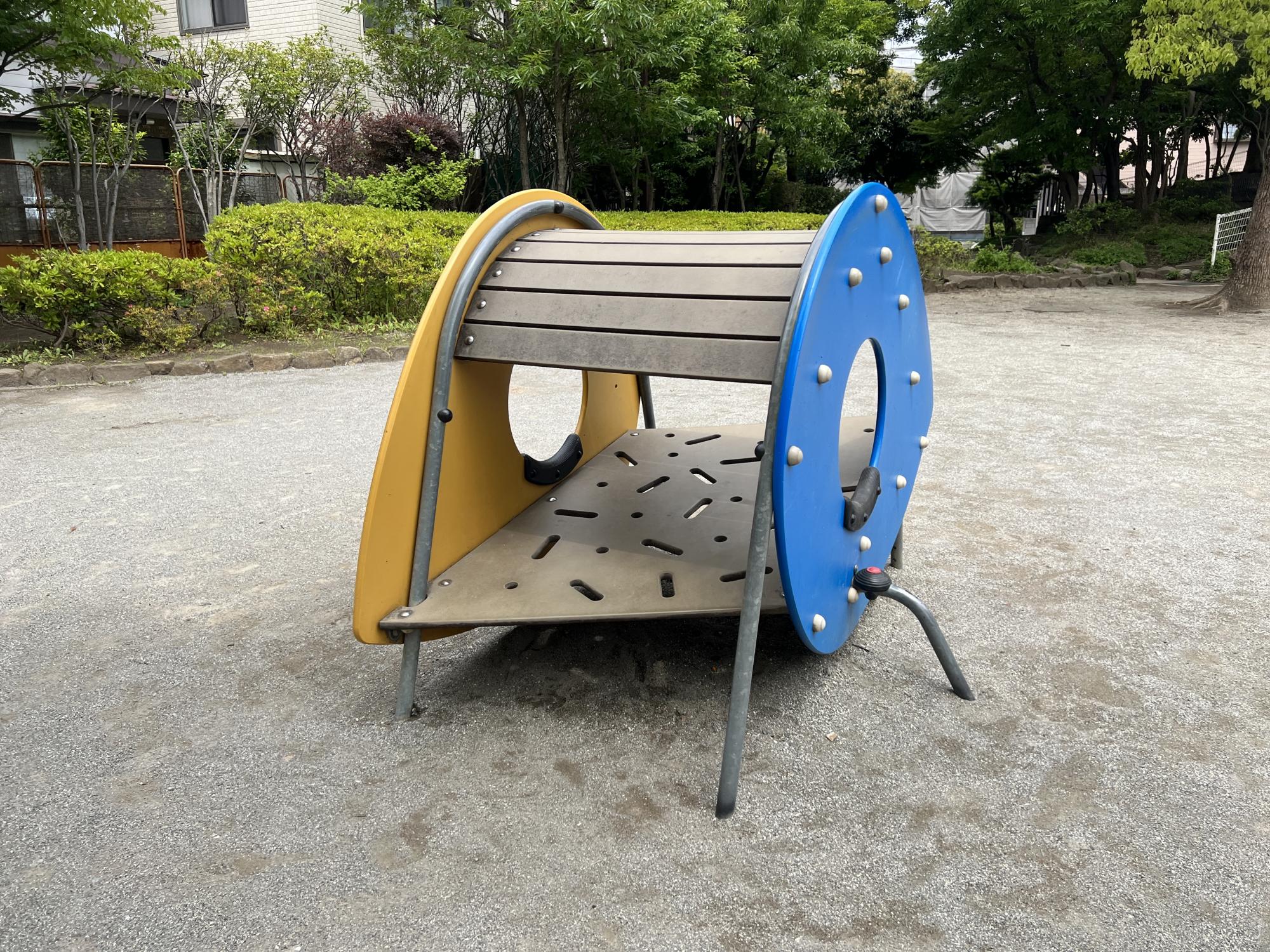 南葛西向辰（むこうたつ）公園