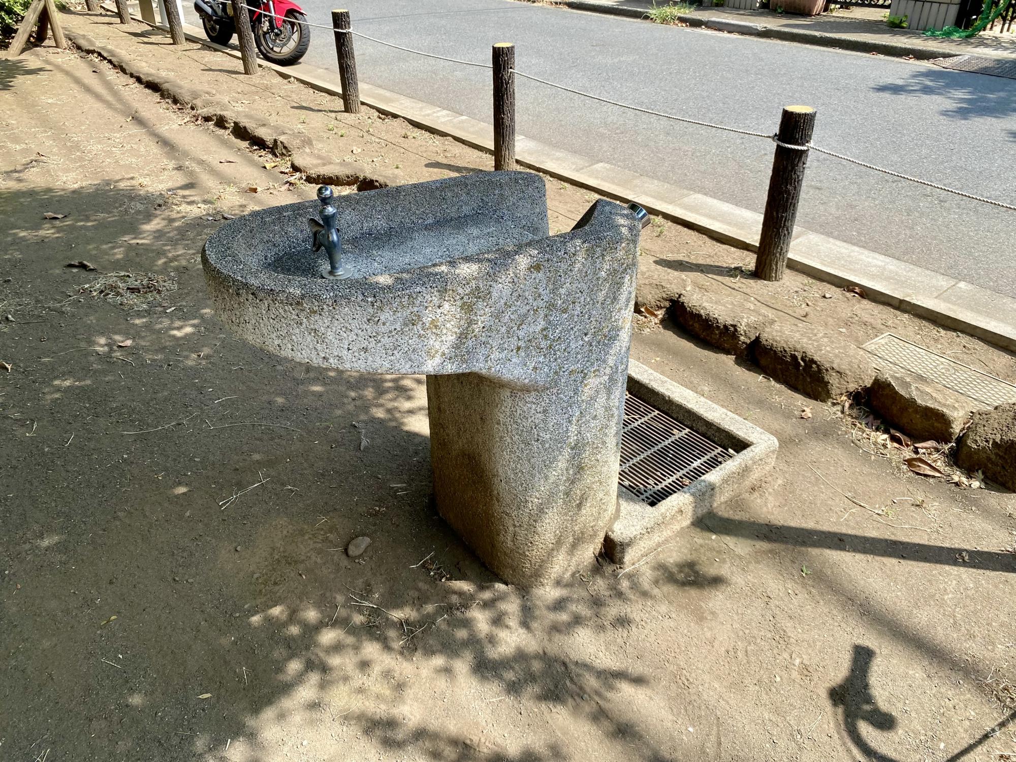 下連雀あじさい児童遊園