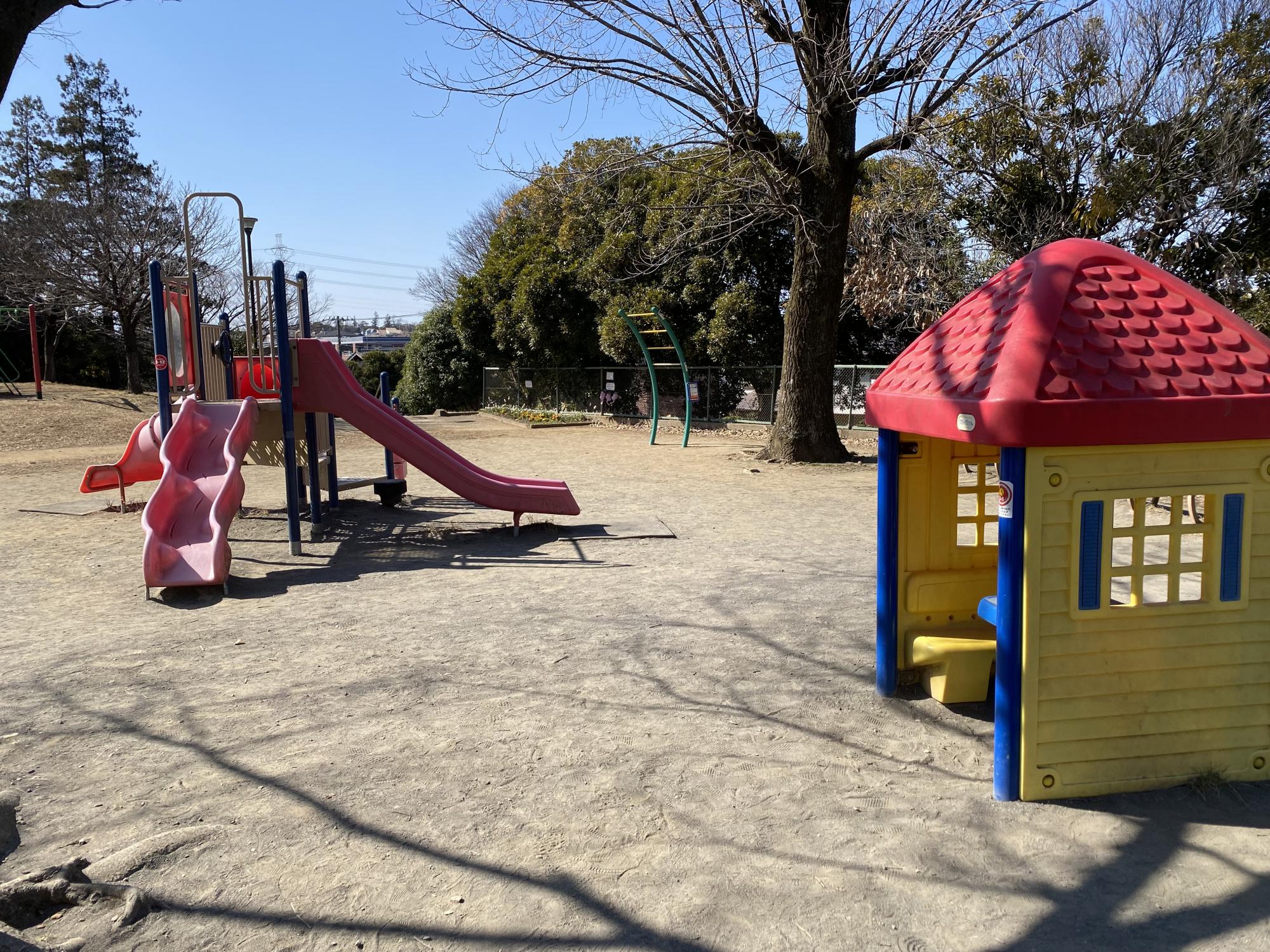 あざみ野東公園