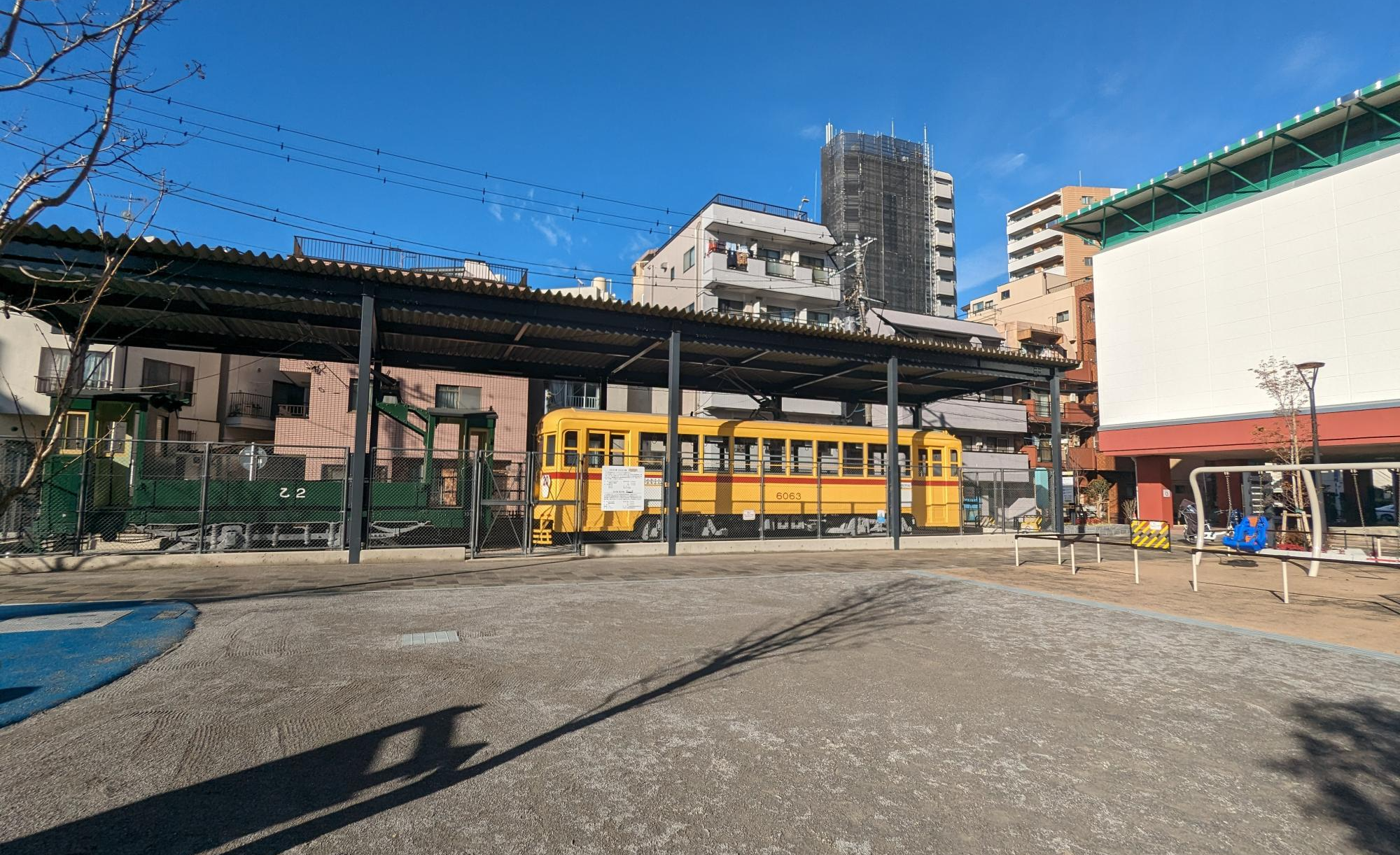 神明都電車庫跡公園