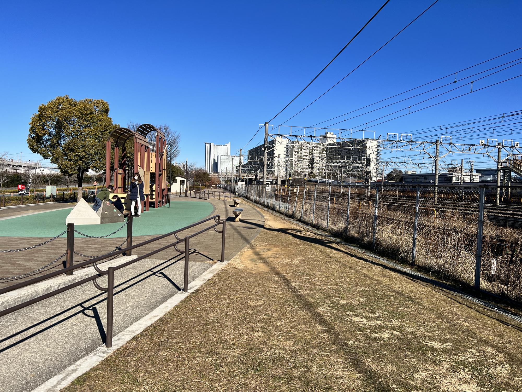 新川崎ふれあい公園