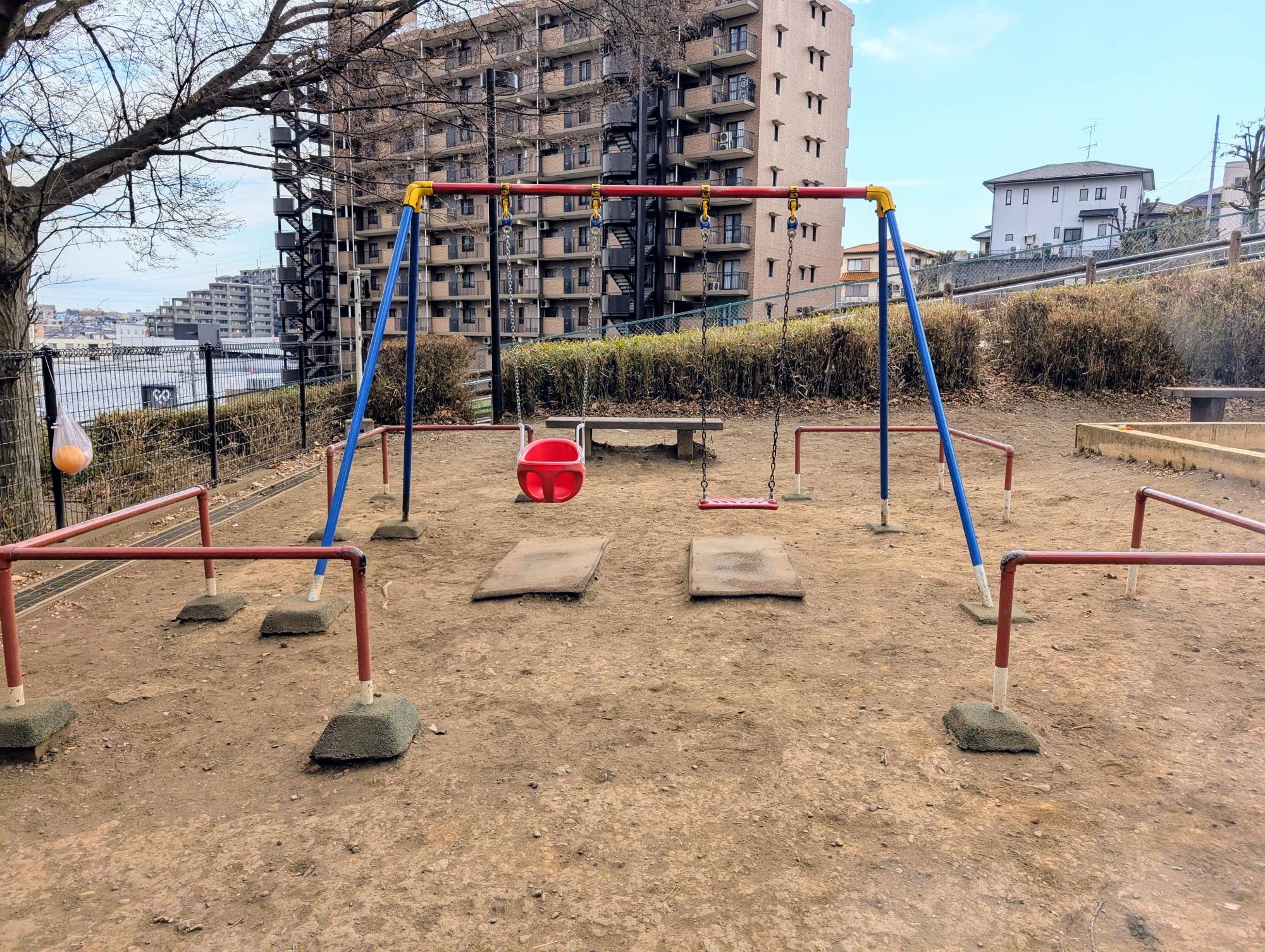 島の上公園　(しまのじょうこうえん)