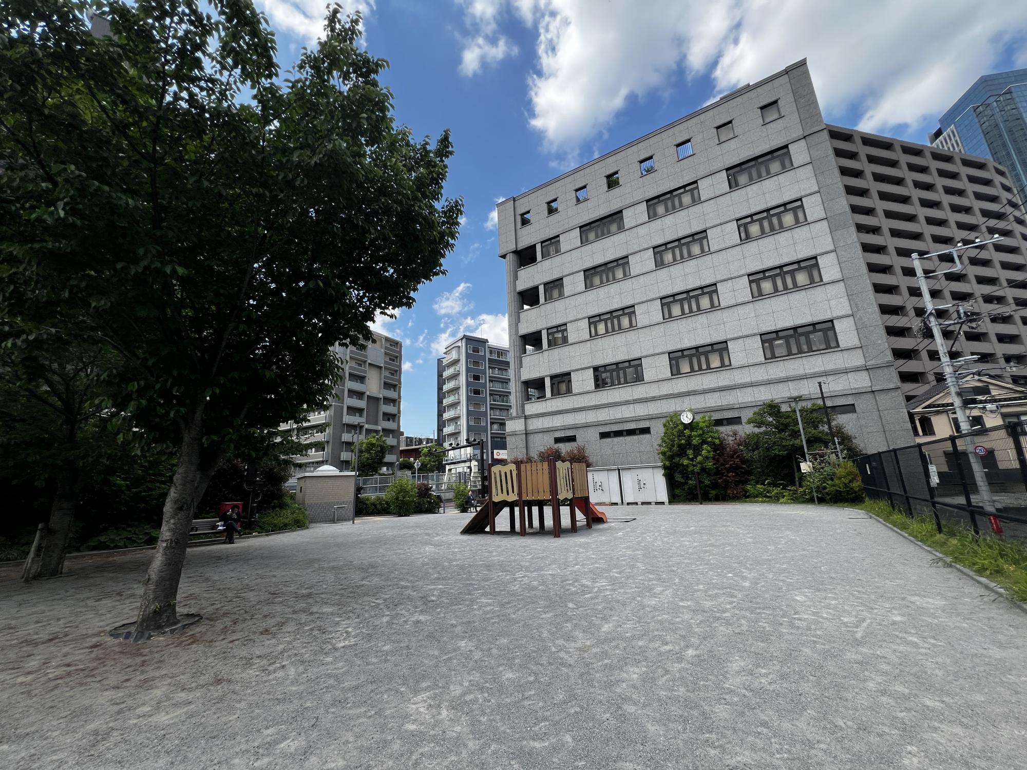 中野区立本一公園