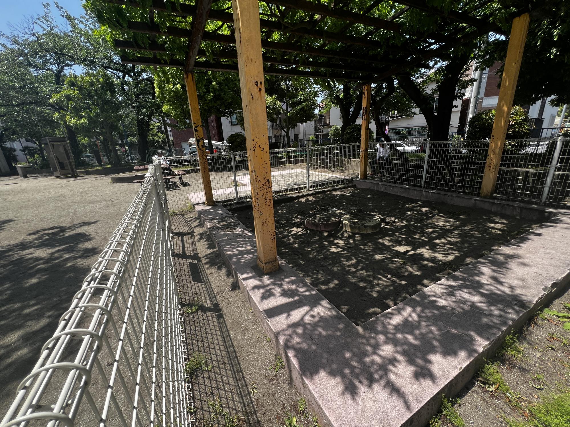 文花宮前橋公園