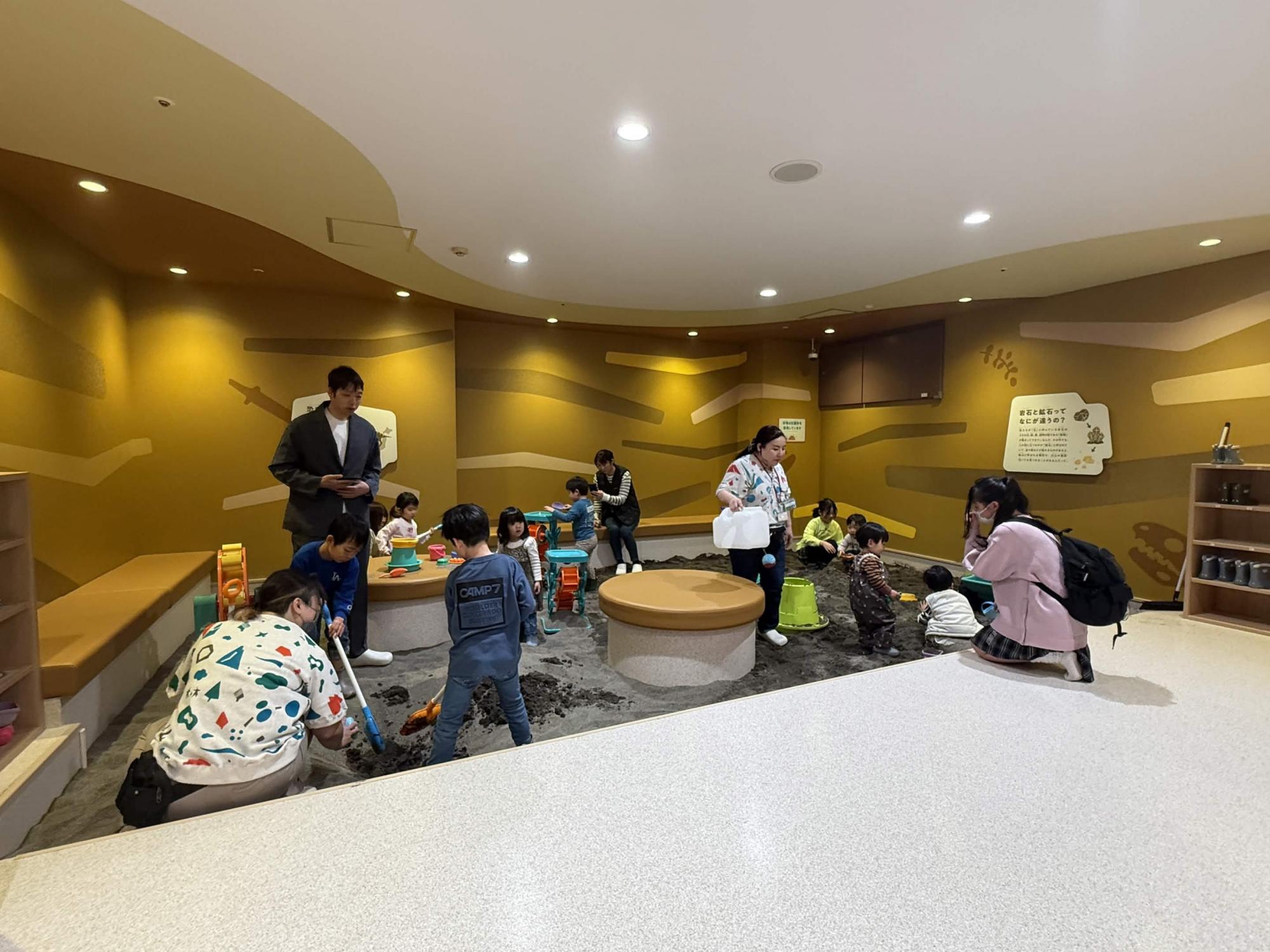 ちきゅうのにわ　高岡店