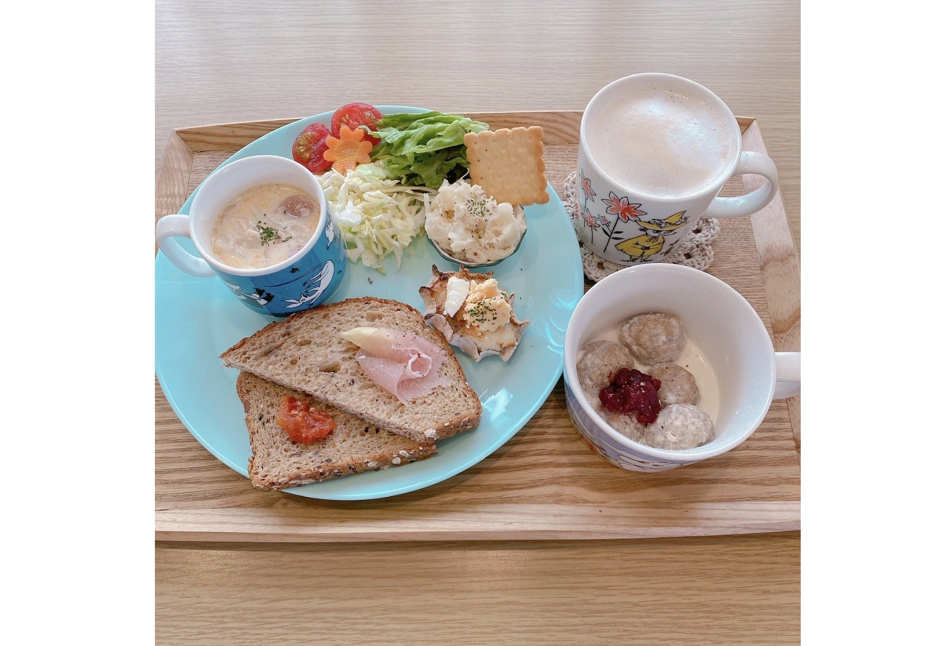 北欧カフェapila