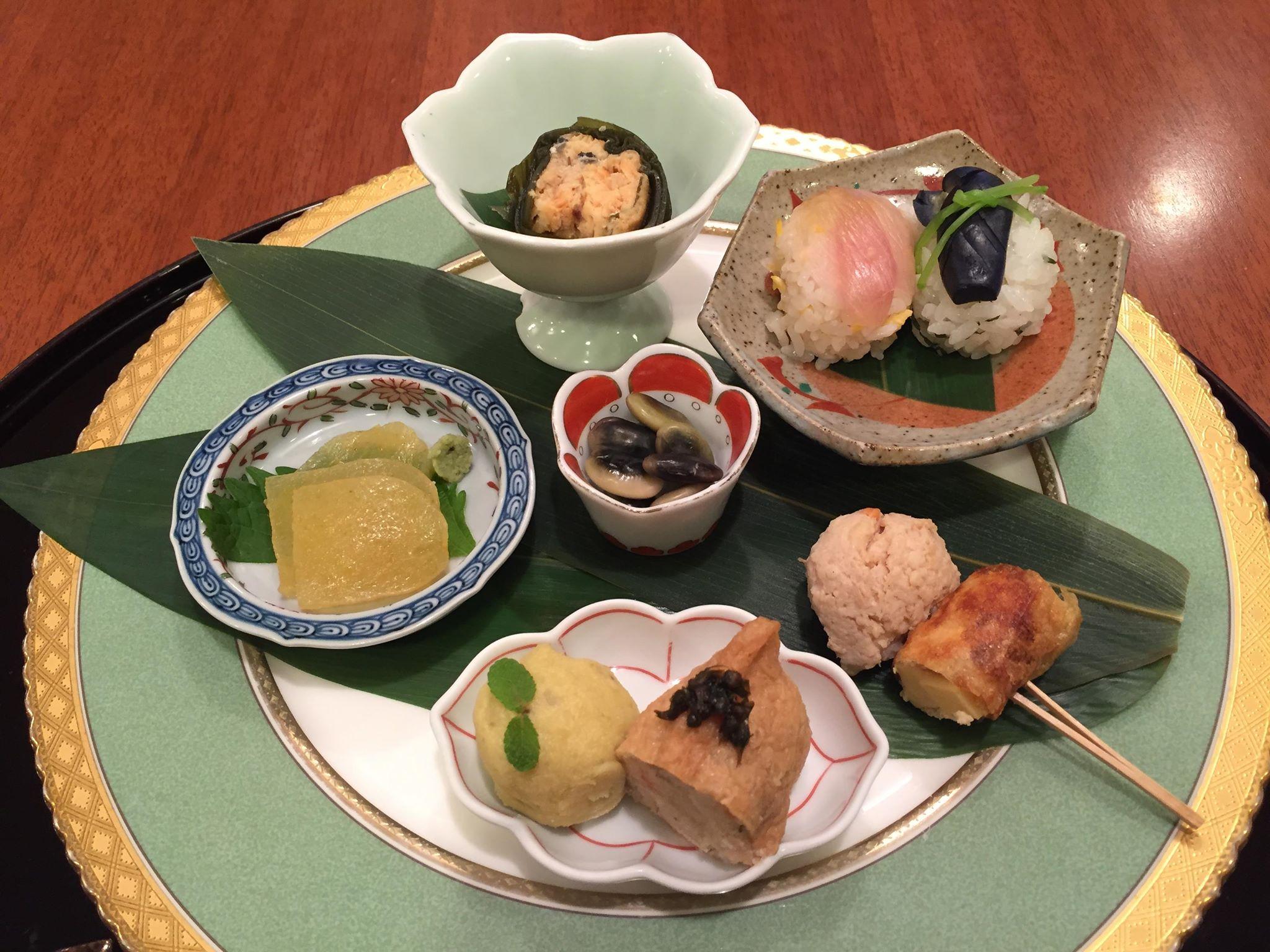 レストラン　芝井川