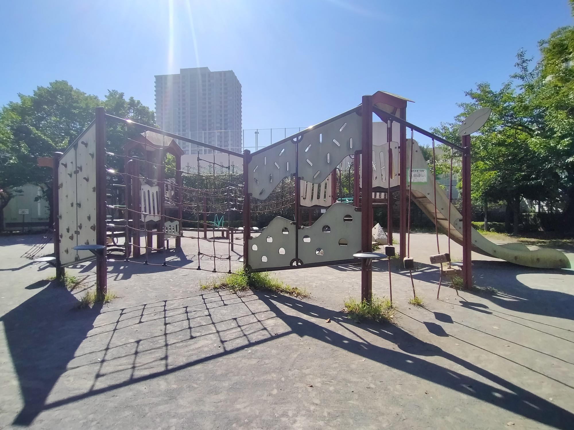 東雲二丁目公園