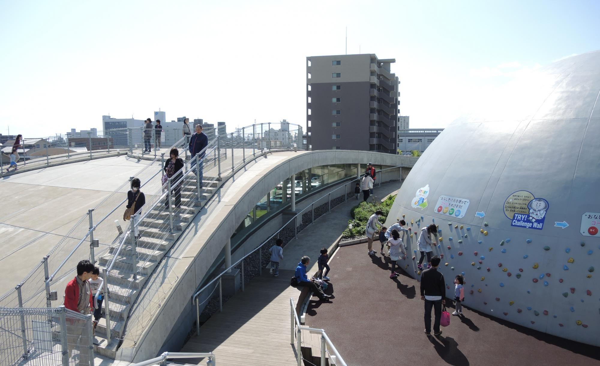 サイエンスヒルズこまつ　ひととものづくり科学館