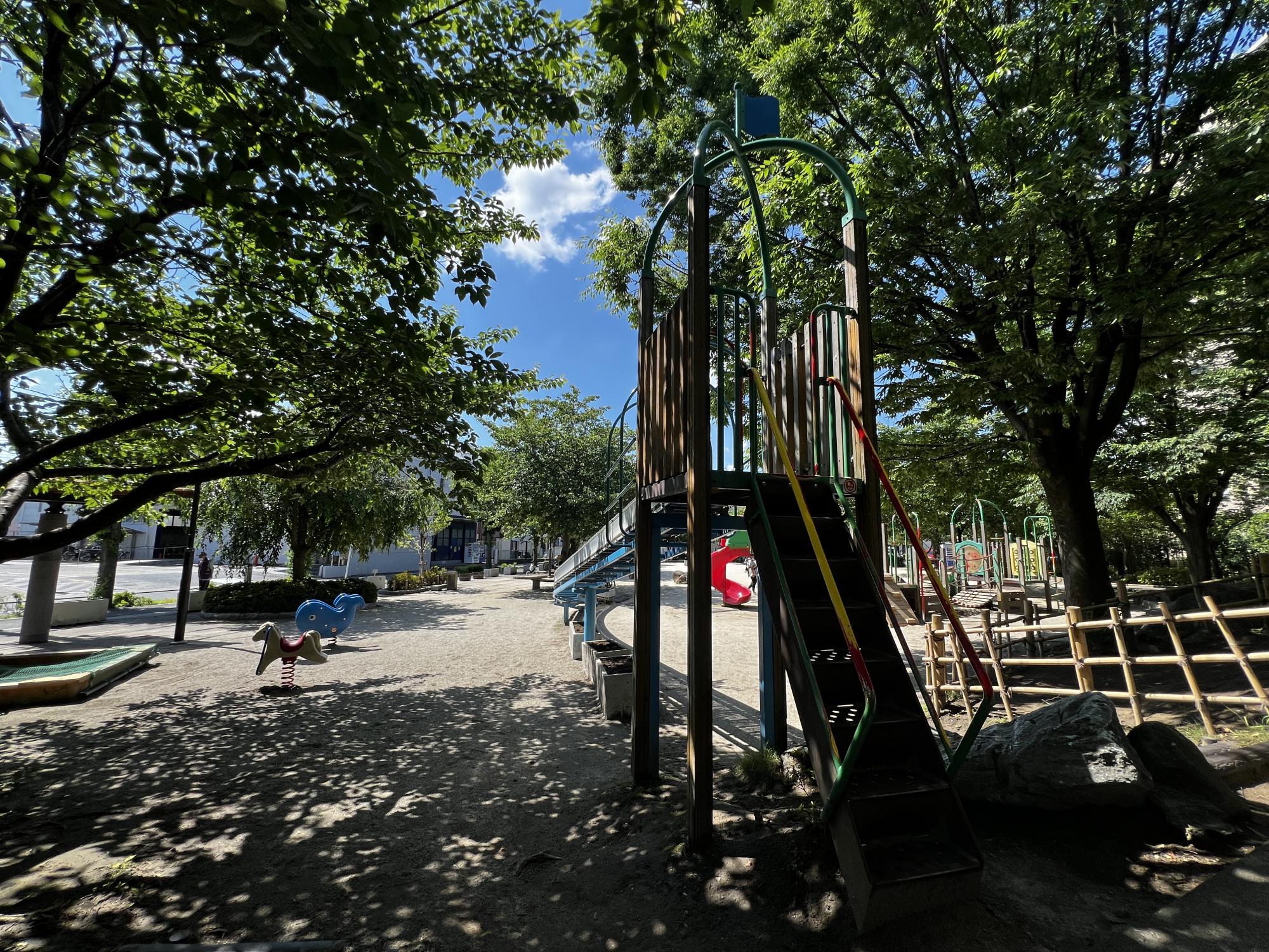 西一之江さくら公園