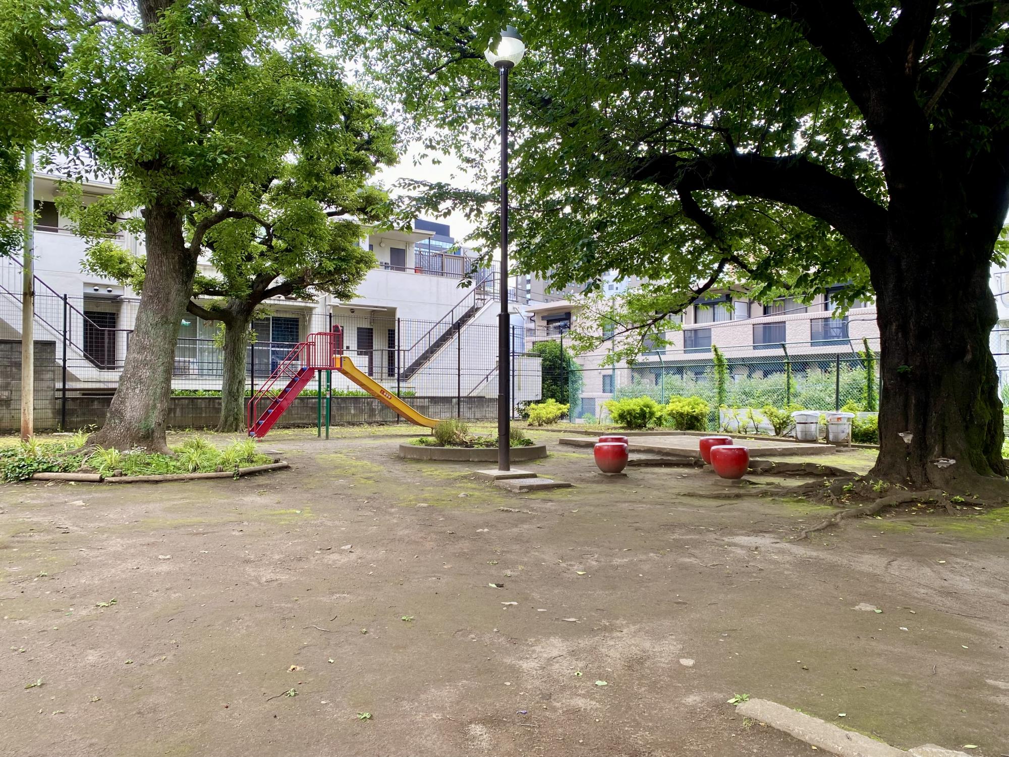 十二社児童遊園