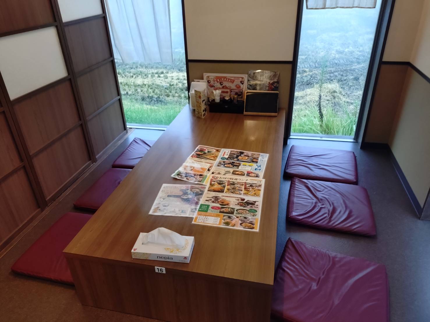 めん房本陣 白山店