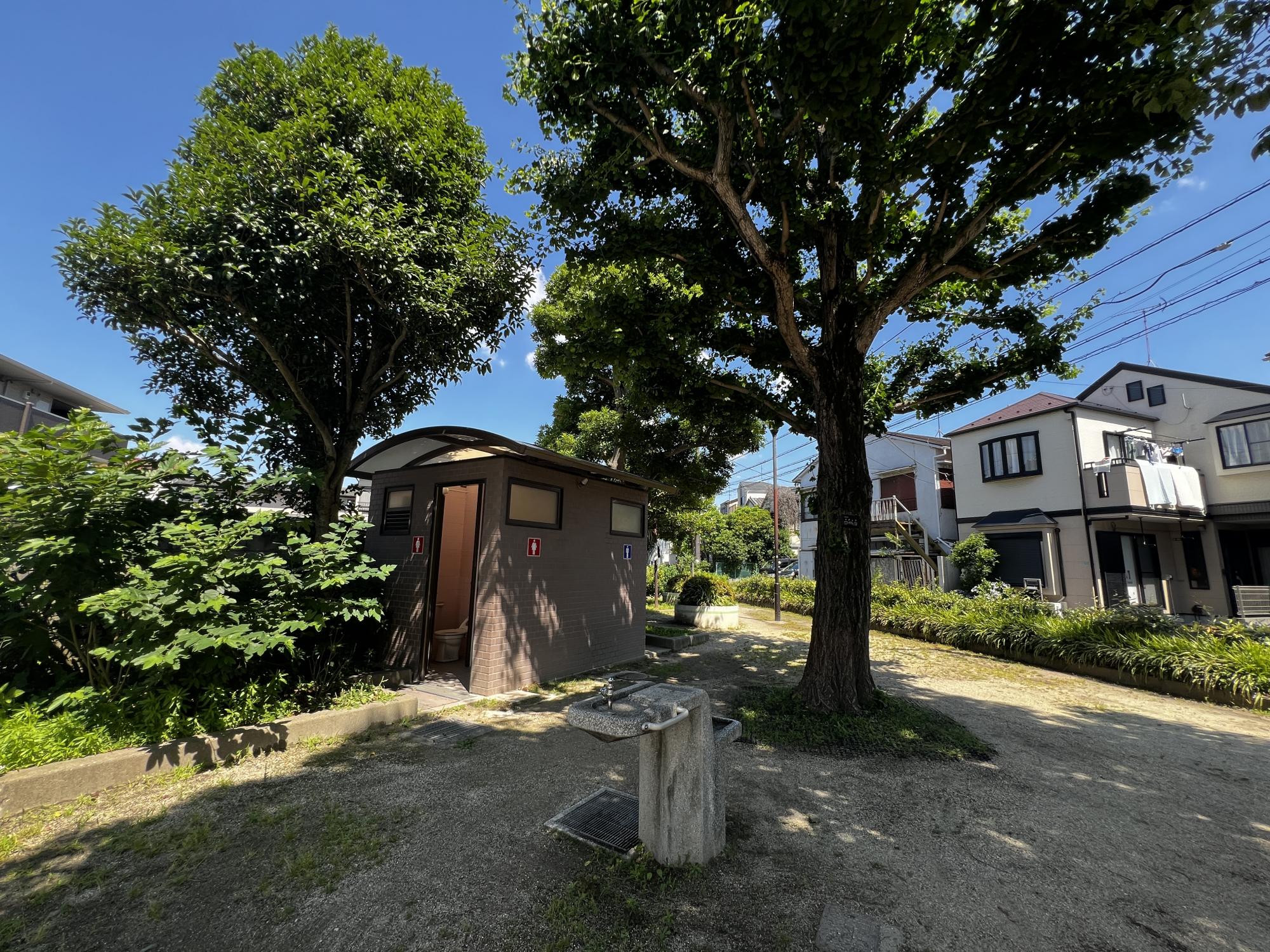 東小松川二丁目児童遊園