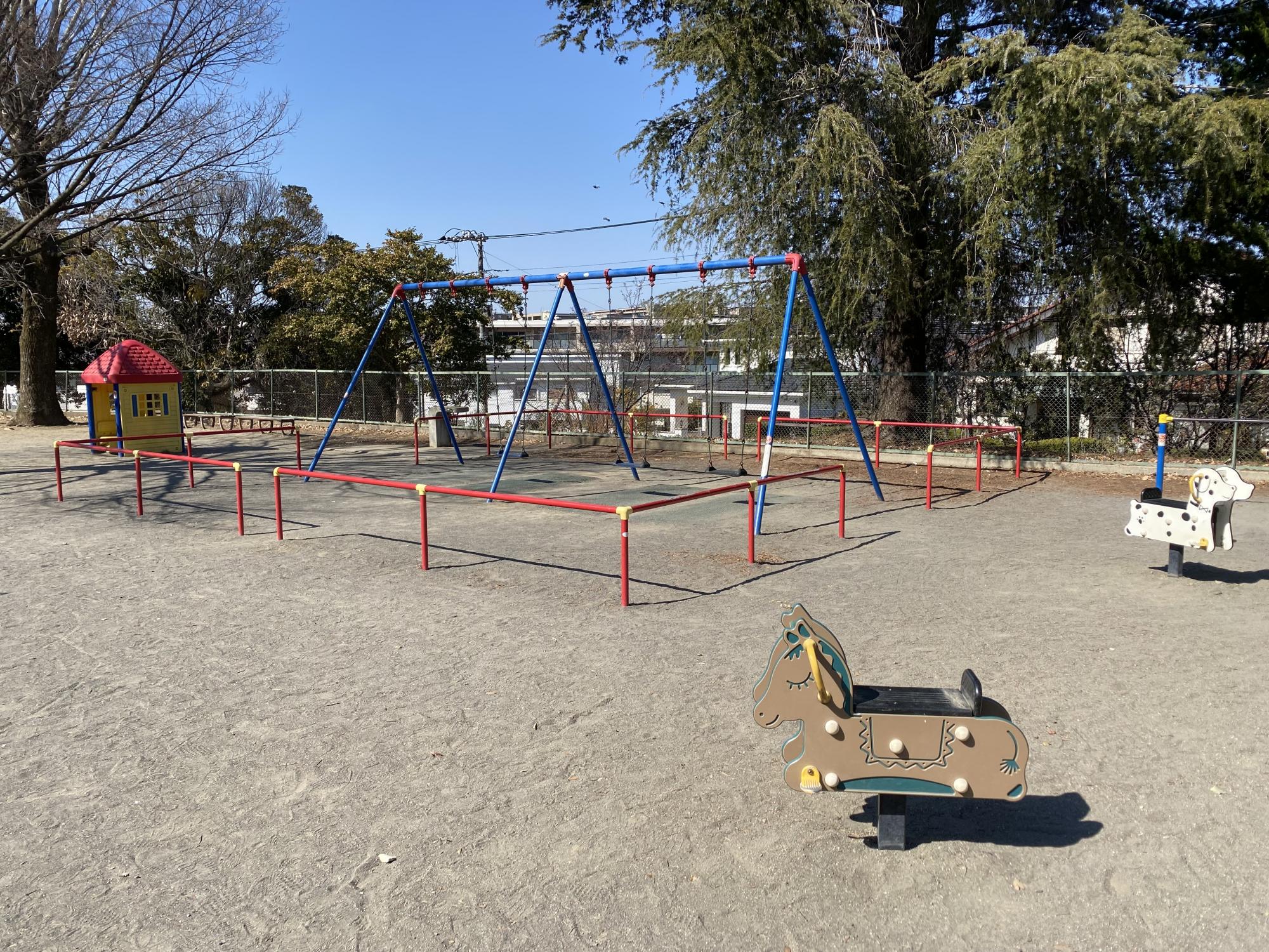 あざみ野東公園