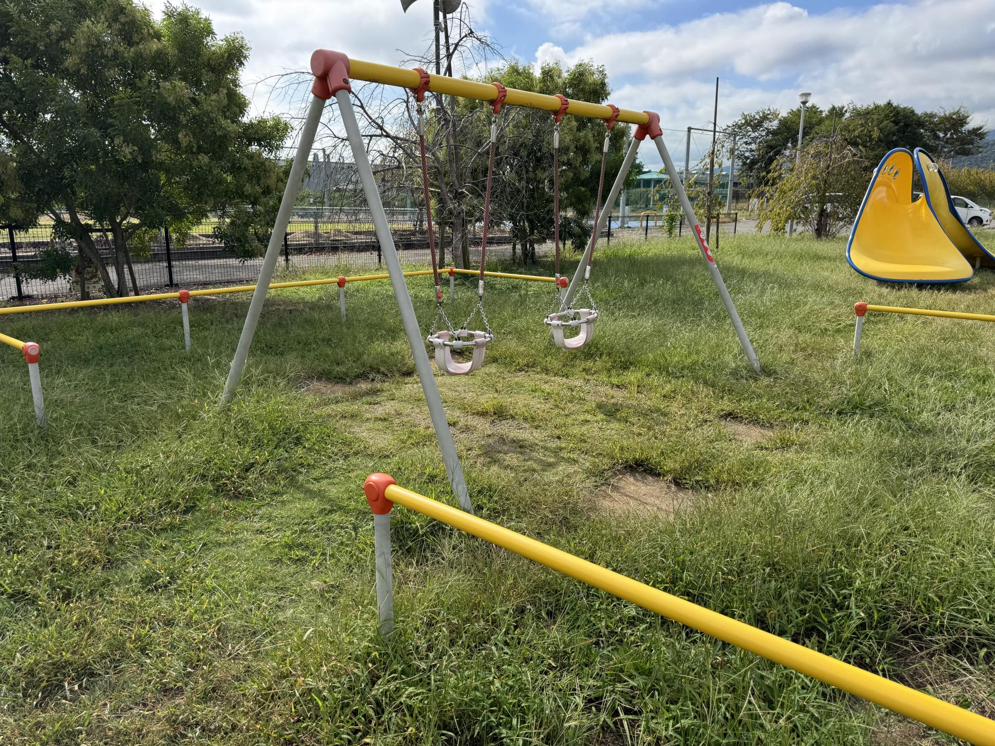 宮川内谷川河川敷公園