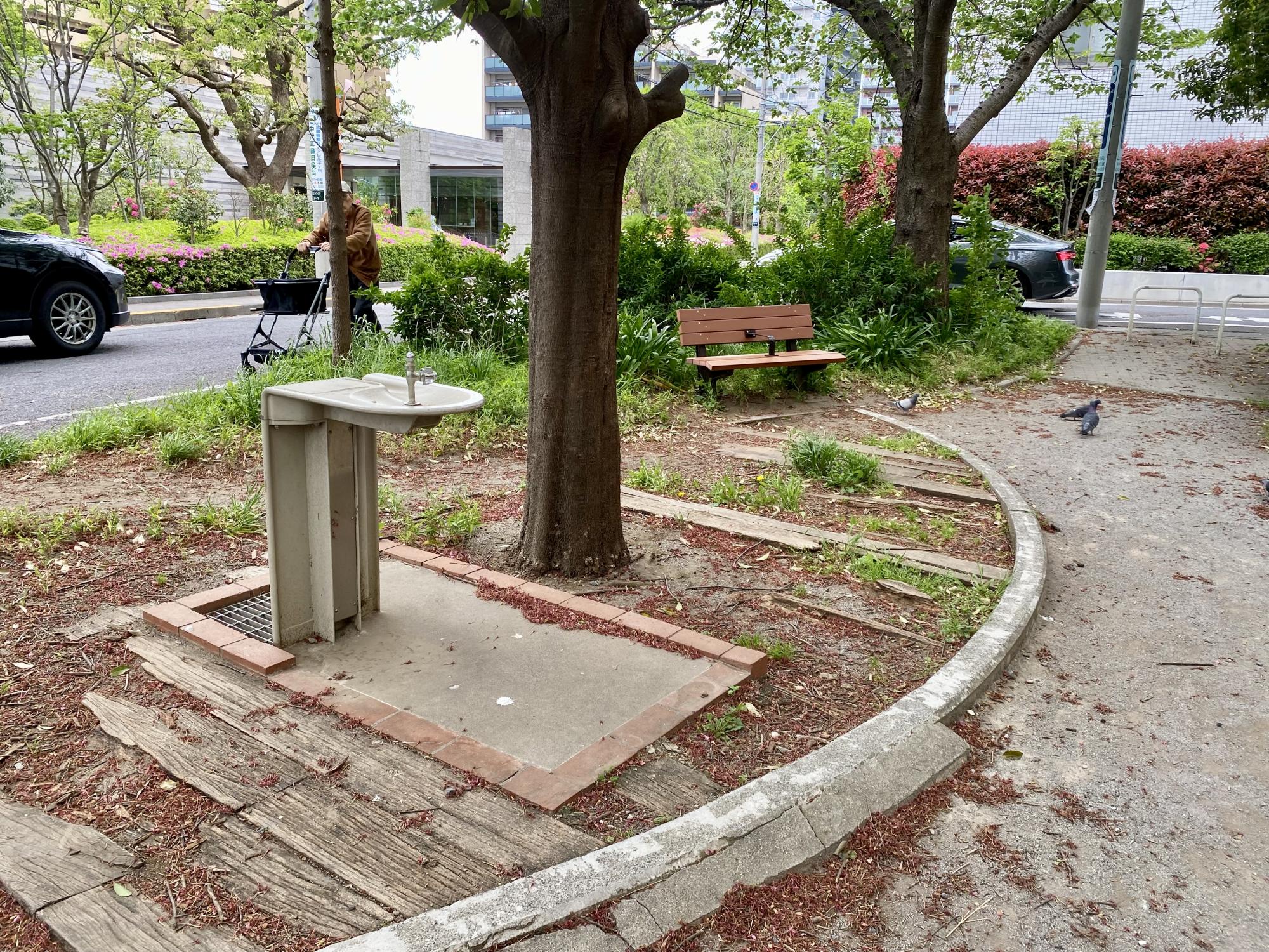 谷戸二丁目第1公園