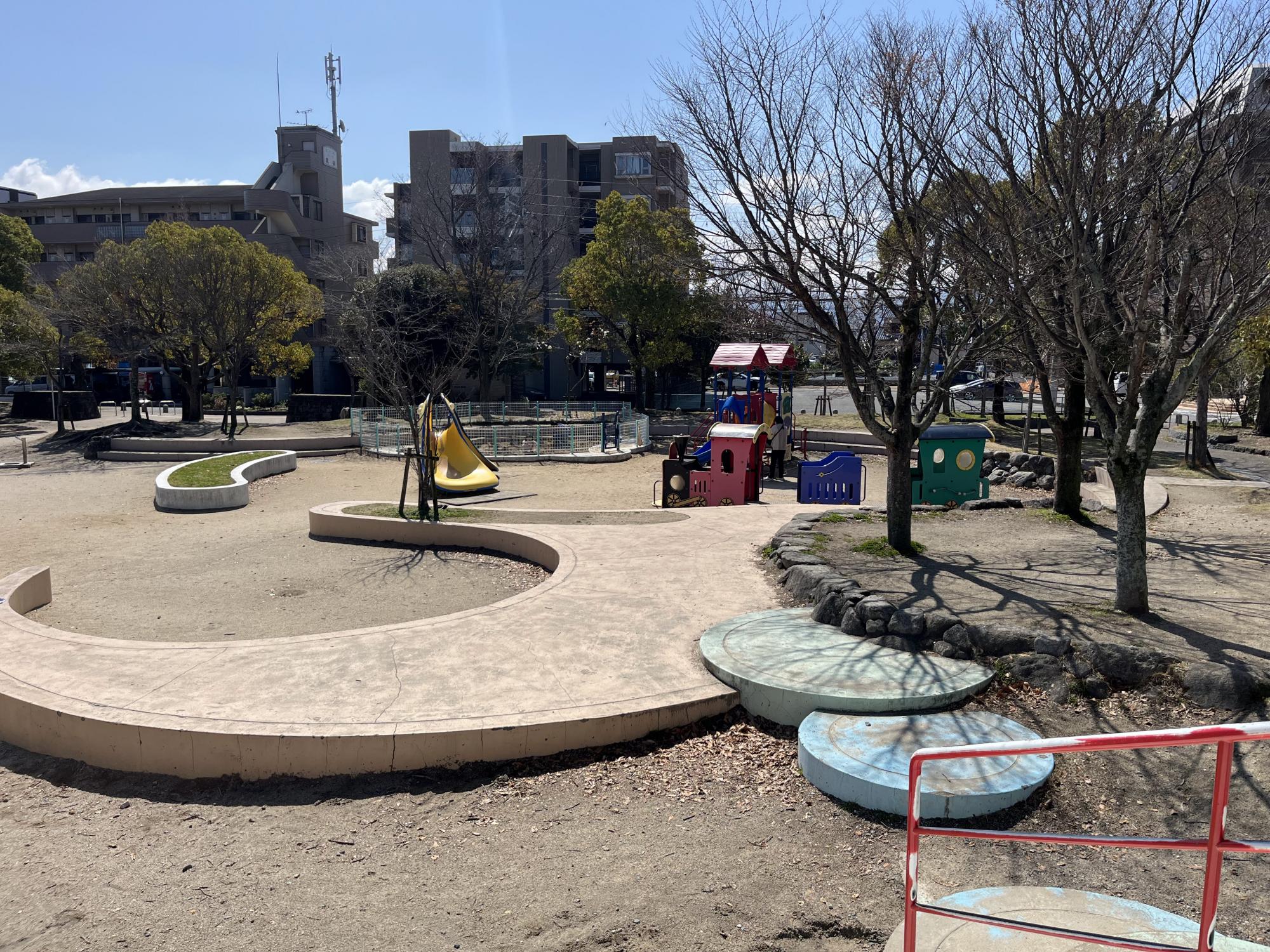 小田部中央公園