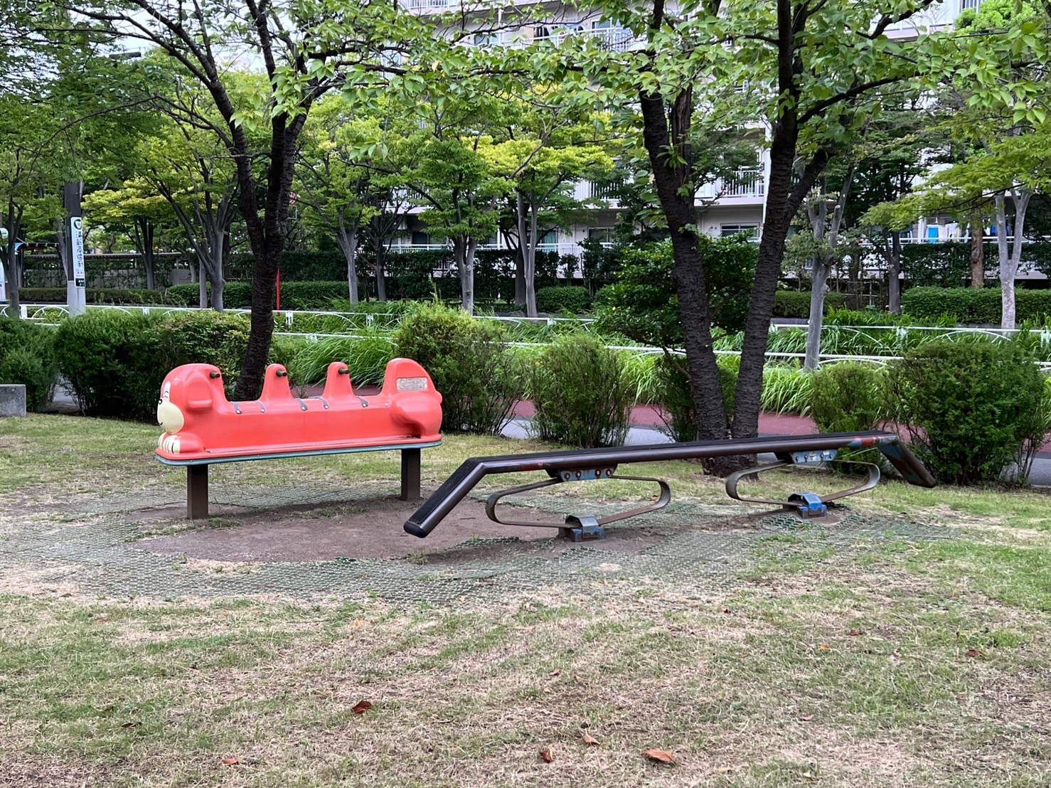 清新町二丁目児童遊園