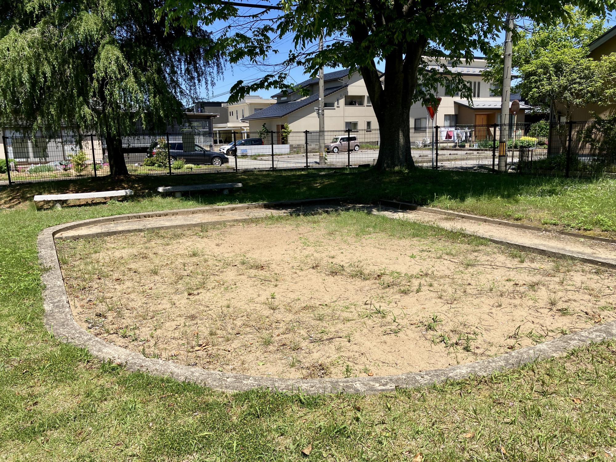 新庄ひばり公園