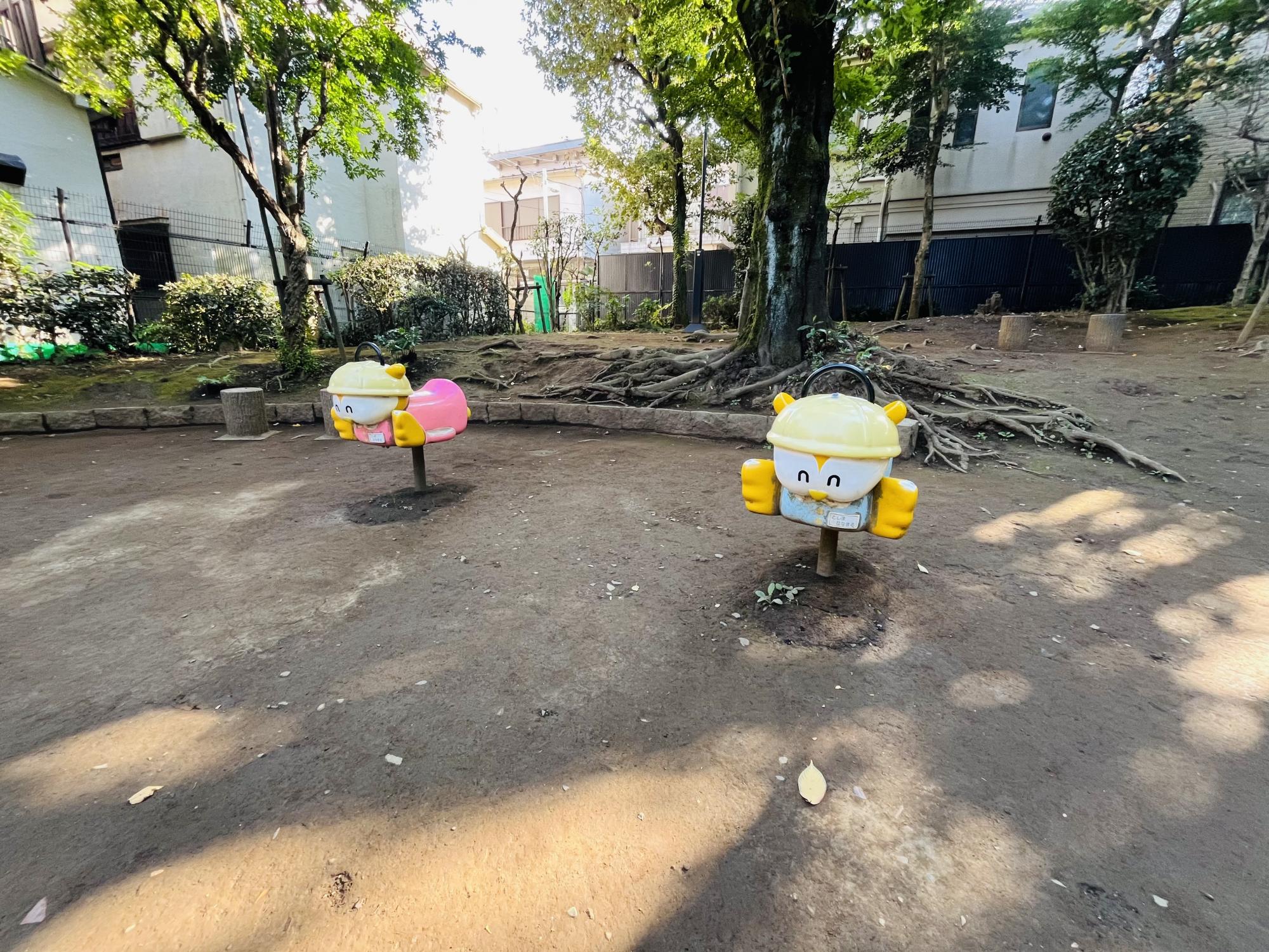 雑司が谷みみずく公園